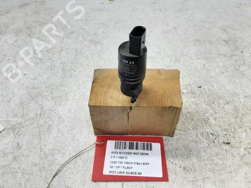 Used Washer pump Washer pump AUDI A3 (8V1, 8VK) 1.6 TDI (115 hp) 28824485 28824485