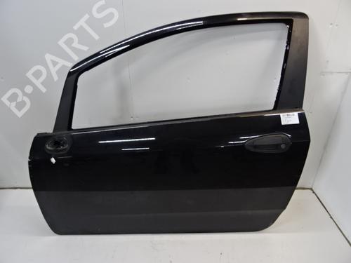 Used Left front door FIAT GRANDE PUNTO (199_) 1.3 D Multijet (75 hp) 20270034