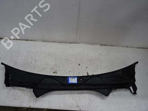 Griglia sotto parabrezza BMW 3 (G20, G80, G28) 318 d (150 hp) 32247110