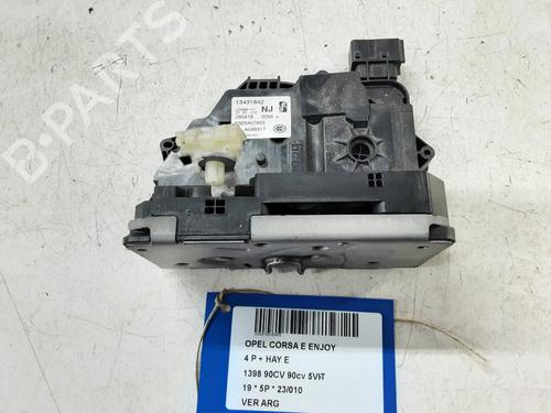 Venstre bagtil lås OPEL CORSA E (X15) 1.4 (08, 68) (90 hp) 20278787