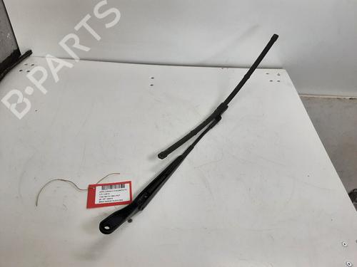 Used Front windshield wiper arm Front windshield wiper arm 36951305 36951305