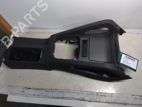 Used Middle console Middle console 23401627 23401627