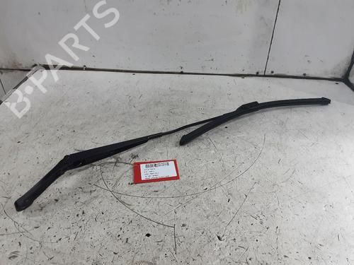 front-windshield-wiper-arm-vw-t-roc-a11-d11-2017-32293501 main image