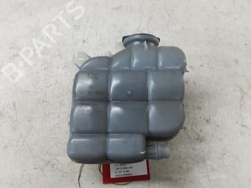 expansion-tank-porsche-taycan-y1a-2019-32359838 main image