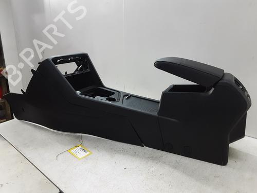 Used Middle console Middle console SEAT TARRACO (KN2) 1.5 TSI ACT (150 hp) 39712346 39712346