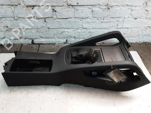 Used Middle console Middle console 23503789 23503789