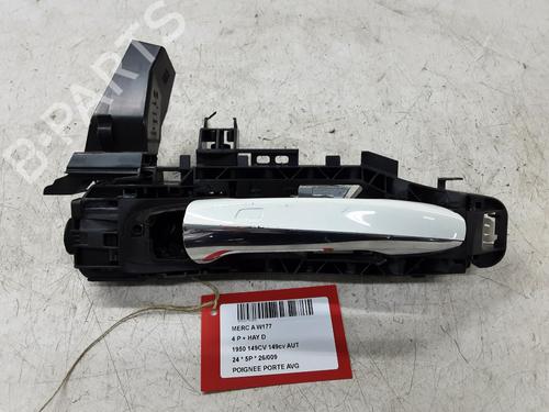 Used Front left exterior door handle Front left exterior door handle MERCEDES-BENZ A-CLASS (W177) A 200 d (177.012) (150 hp) 33736395 33736395
