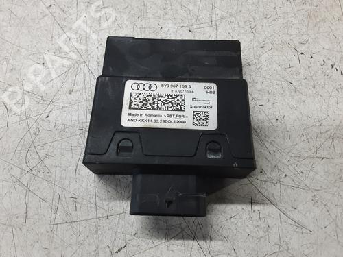 Used Control unit Control unit AUDI A3 Sportback (8YA, 8YF) RS3 TFSI quattro (400 hp) 33678201 33678201
