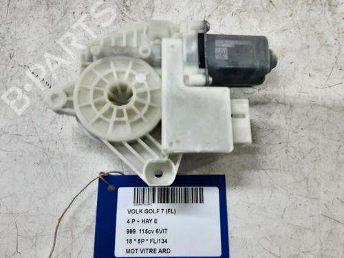 Used Right rear window motor Right rear window motor VW GOLF VII (5G1, BQ1, BE1, BE2) 1.0 TSI (115 hp) 32245488 32245488