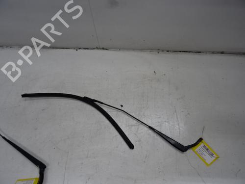 Used Front windshield wiper arm PEUGEOT PARTNER Tepee 1.6 HDi 90 (92 hp) 29314388