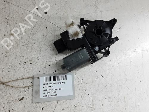 Right rear window motor PEUGEOT 5008 II (MC_, MJ_, MR_, M4_) 1.5 BlueHDi 130 (MCYHZJ, MCYHZR, MCYHZX) | BP32247074E22