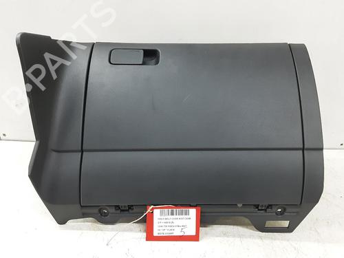 Used Glove box VW GOLF VII (5G1, BQ1, BE1, BE2) 1.6 TDI (110 hp) 28604267