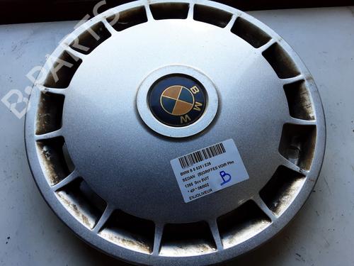 Used Hub cap BMW 5 (E28) 525 i (150 hp) 20287136