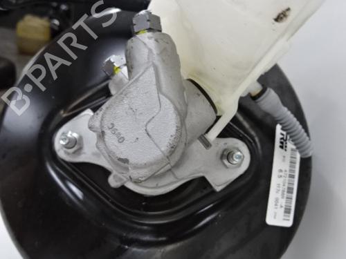 servo-brake-renault-clio-iv-bh_-15-dci-75-472104788r-2012-2013-2014-2015-2016-2017-2018-2019-2020-2021-20271761 main image