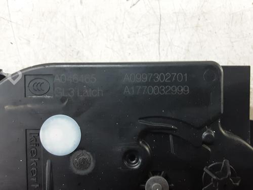 Rear left lock MERCEDES-BENZ A-CLASS (W177) A 250 e (177.086) | BP32245571C100