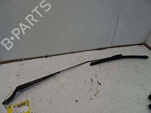 Used Front windshield wiper arm PEUGEOT 208 I (CA_, CC_) 1.0 VTi (68 hp) 29314402