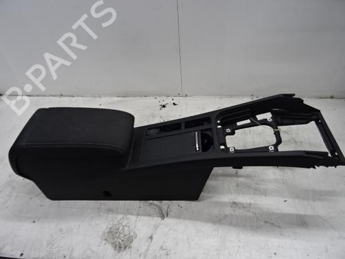 Middle console VW PASSAT B8 (3G2, CB2) 1.6 TDI | BP29314436I22 