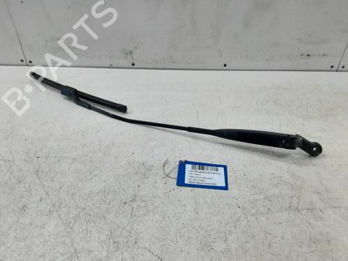braco-escova-frente-abarth-500-595-695-2008-32245450 main image