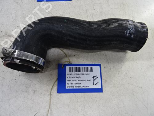 Used Intercooler pipe Intercooler pipe SEAT LEON (1P1) 1.6 TDI (90 hp) 39057613 39057613
