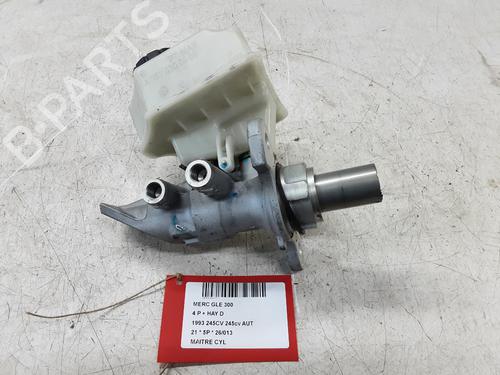 brake-master-cylinder-mercedes-benz-gle-v167-2018-35169387 main image