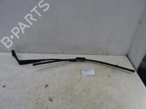 Used Front windshield wiper arm FORD FOCUS III 1.6 TDCi (95 hp) 20272616