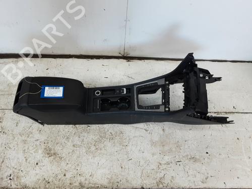 Mittelkonsole Mittelkonsole VW GOLF VII (5G1, BQ1, BE1, BE2) 1.2 TSI (86 hp) 33736386 33736386