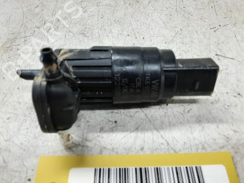 Washer pump VW CADDY V MPV (SBB, SBJ) 2.0 TDi | BP39063662E24 - Image 3