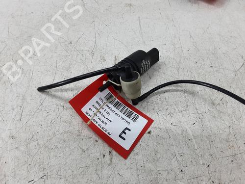 Used Washer pump Washer pump VW PASSAT B5.5 Variant (3B6) 2.5 TDI 4motion (150 hp) 20288058 20288058