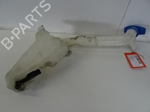 Used Windscreen washer tank VW POLO (9N_, 9A_) 1.2 12V (64 hp) 20272458