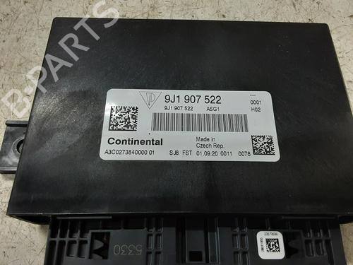 Control unit PORSCHE TAYCAN (Y1A) Electric (Y1AAA1, Y1AAI1) | BP32382733M11