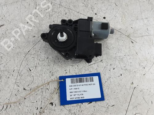 Motor do elevador de vidro frente direito KIA CEED (CD) 1.0 T-GDI (120 hp) 32245819