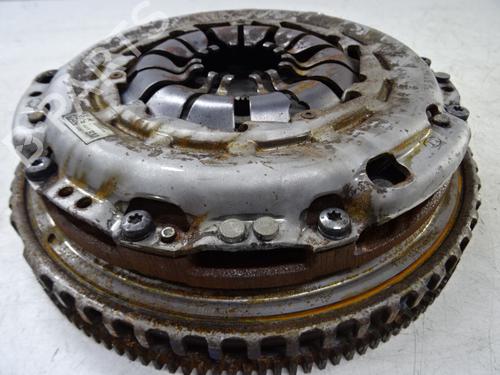 Used Flywheel Flywheel RENAULT KADJAR (HA_, HL_) 1.2 TCe 130 (HLMR) (130 hp) 32629317 32629317