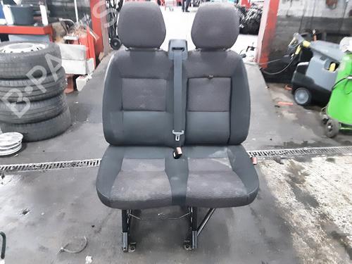 Used Right front seat Right front seat PEUGEOT BOXER Van 2.2 BlueHDi 140 (140 hp) 33439625 33439625