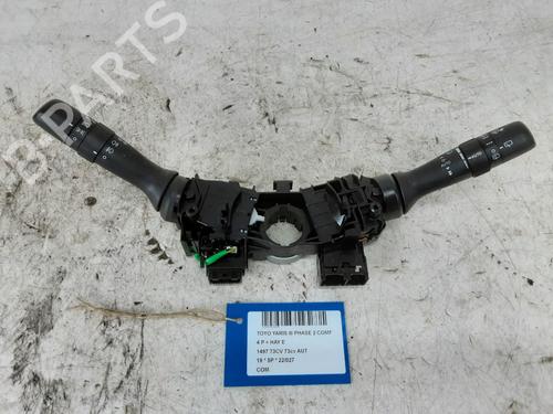 Interruttore Interruttore TOYOTA YARIS (_P13_) 1.5 Hybrid (NHP130_) (101 hp) 39054001 39054001