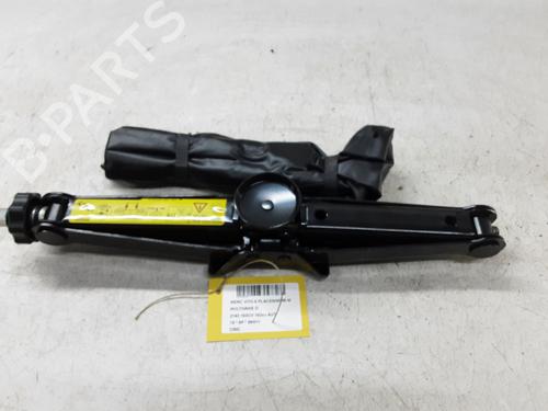 Used Jack Kit Jack Kit MERCEDES-BENZ V-CLASS (W447) V 220 CDI / d (447.811, 447.813, 447.815) (163 hp) 39889470 39889470