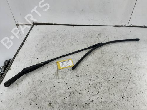 Used Front windshield wiper arm VW TRANSPORTER T6 Van (SGA, SGH, SHA, SHH) 2.0 TDI (110 hp) 32244716