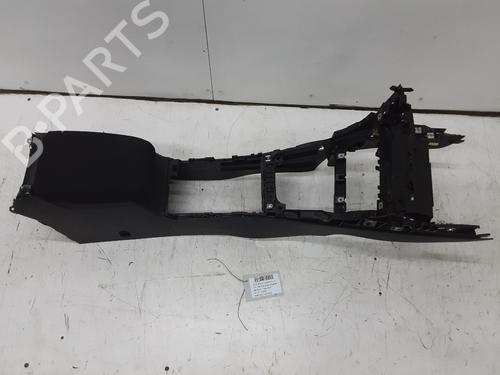 Console centrale Console centrale VW GOLF VII (5G1, BQ1, BE1, BE2) 1.0 TSI (110 hp) 32629330 32629330