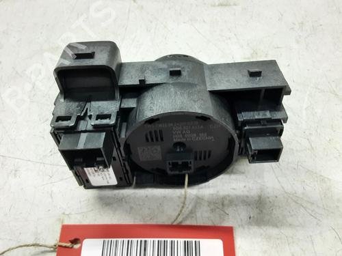 Switch VW TIGUAN (CT1) 1.5 eTSI | BP31708515I30