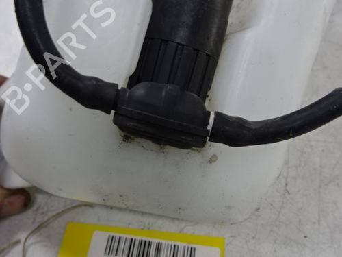 Used Washer pump Washer pump ALFA ROMEO GIULIETTA (940_) 1.6 JTDM (940FYB11, 940FYB1A, 940FYF11, 940FYF1A) (120 hp) 39053036 39053036