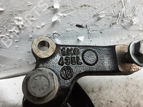 Left rear steering knuckle VW GOLF V (1K1) 1.4 16V | BP22175831M27 