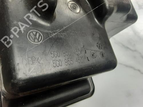 Windscreen washer tank VW GOLF VII (5G1, BQ1, BE1, BE2) 2.0 TDI | BP28383668C113 