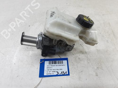 Brake master cylinder VW PASSAT B8 Variant (3G5, CB5) 1.6 TDI | BP20277133M77 - Image 2