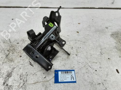 Getriebehalter für Getriebehalter TOYOTA YARIS (_P13_) 1.5 Hybrid (NHP130_) (101 hp) 39051069 39051069