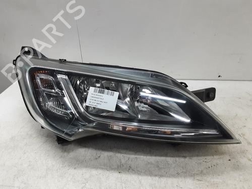 Used Right headlight Right headlight PEUGEOT BOXER Van 2.2 BlueHDi 140 (140 hp) 33439548 33439548