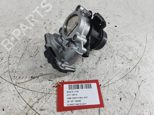 Used Throttle body BMW 1 (F40) 118 i (136 hp) 31842369
