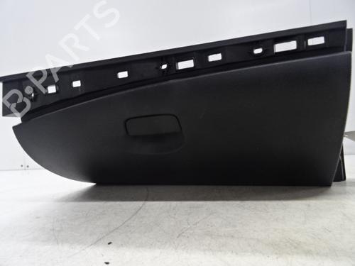 Used Glove box RENAULT MEGANE III Hatchback (BZ0/1_, B3_) 1.5 dCi (BZ09, BZ0D, BZ1W, BZ29, BZ14) (110 hp) 20275047