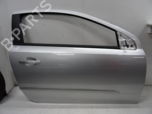 Used Right front door OPEL ASTRA H GTC (A04) 1.9 CDTI (L08) (120 hp) 20270134