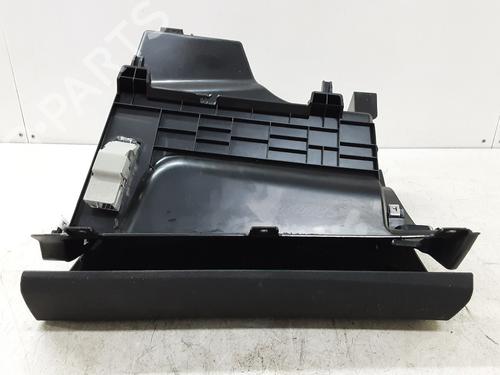 Glove box PEUGEOT 3008 II SUV (MC_, MR_, MJ_, M4_) 1.5 BlueHDi 130 | BP20280314C95 
