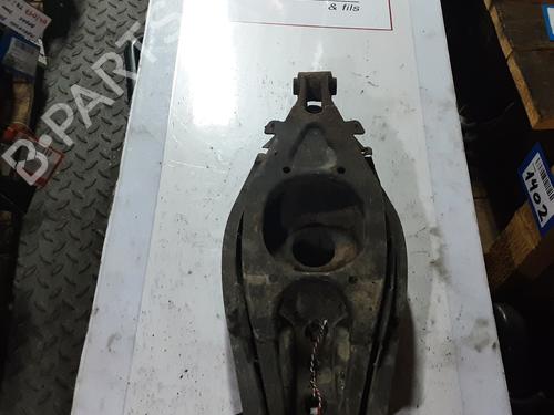 Left rear suspension arm MERCEDES-BENZ E-CLASS (W210) E 220 D (210.004) | BP20283725M14 