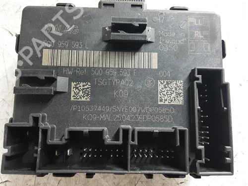 Used Control unit Control unit VW GOLF VIII (CD1, DA1) 1.4 GTE Plug-in Hybrid (150 hp) 33951611 33951611